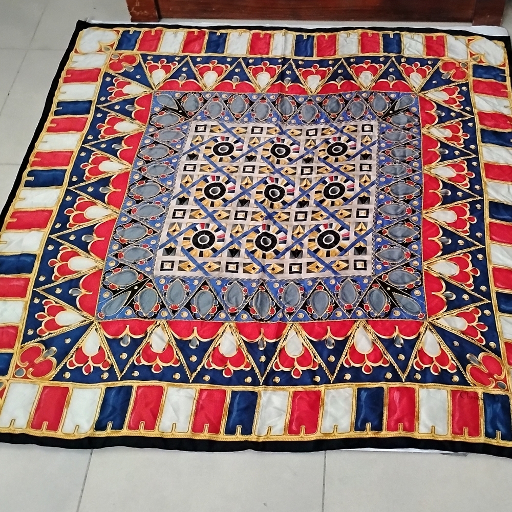 ❤️CHRISTIAN DIOR France XL 46X47 HEARTS AND JEWELS PIANO SHAWL Silk Scarf